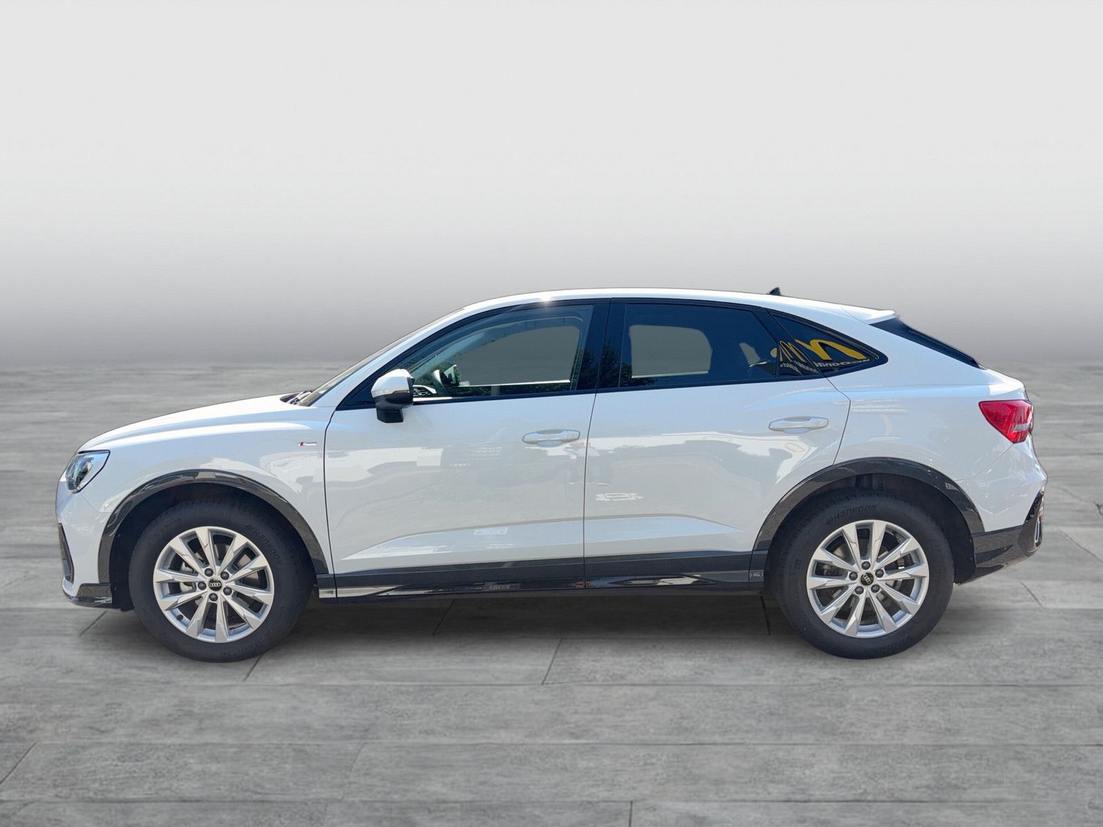 Audi Q3 Sportback 35TFSI S line Black ACC AHK Navi foto 2