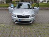 Skoda Octavia 1.6 TDI DSG Style Combi Style