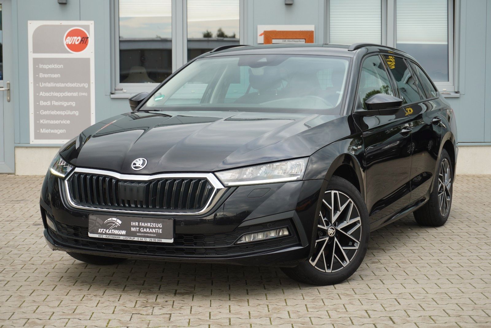 Skoda Octavia Combi 2.0 TDI DSG Clever*DAB*Virtual*AHK