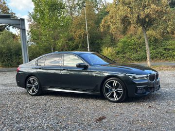 BMW 730 - 4