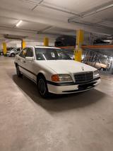 Mercedes-Benz C 280 CLASSIC Classic - gebrauchte Mercedes-Benz C 280 aus dem Jahr 1995