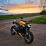 Triumph Street Triple 765 RS - TRIUMPH STREET TRIPLE 765 RS