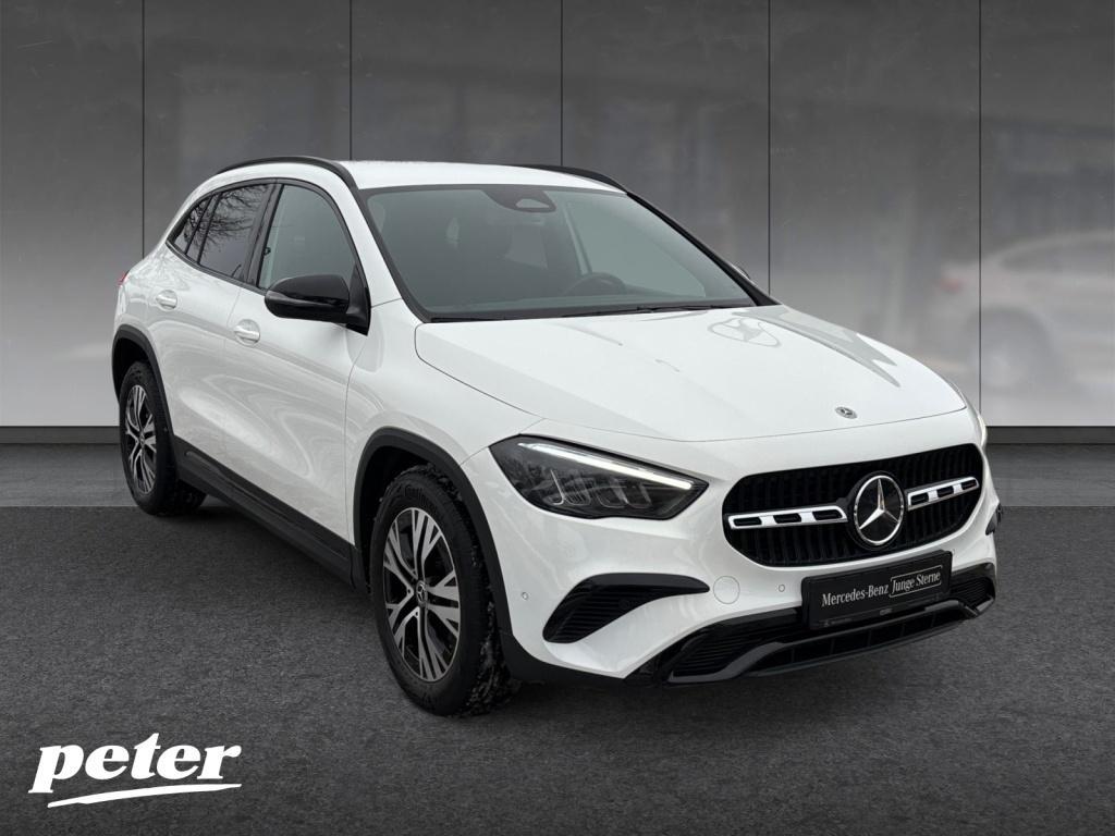 Mercedes-Benz GLA 180 Progressive Line Advanced, Night Paket