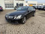 Mercedes-Benz E 220 CDI Coupe Aut-LEDER-XENON-NAVI- - Mercedes-Benz E 220: Coupe, Cdi