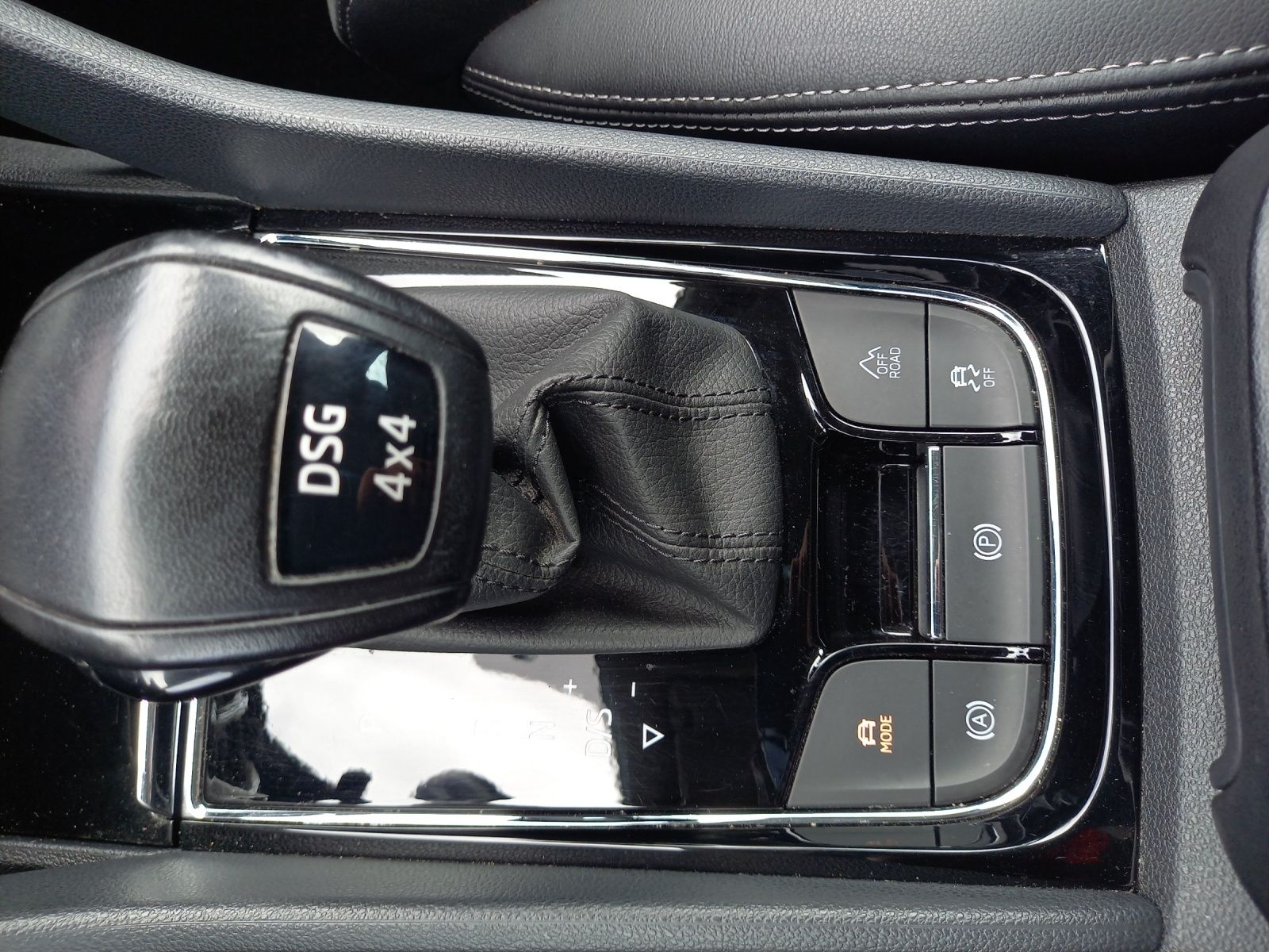 Fahrzeugabbildung SKODA Kodiaq Style 2.0 TDI  4x4 DSG AHZ LED NAVI
