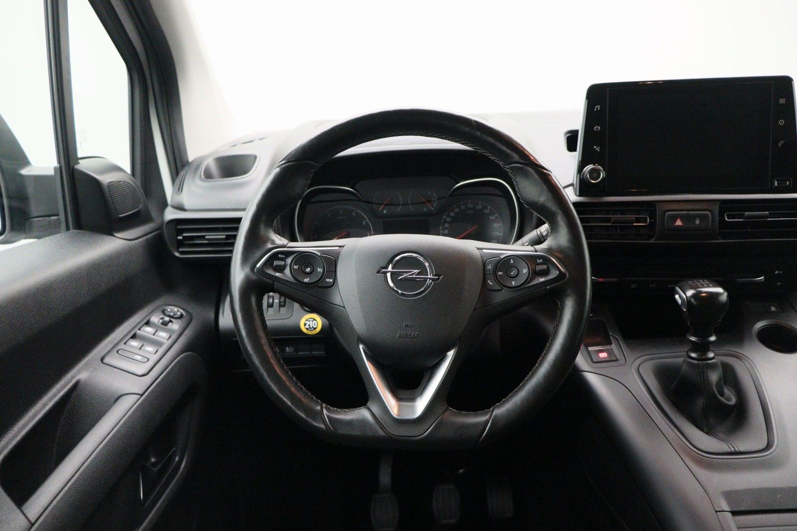 Fahrzeugabbildung Opel Combo Life 1.5 Edition StandHzg NAVI AHK