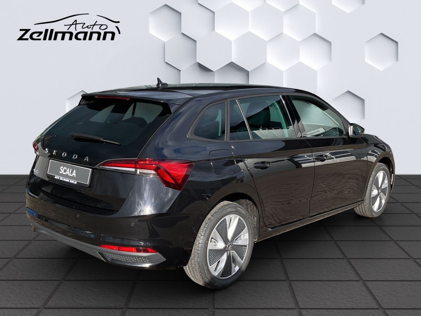 Scala DRIVE 1.0 TSI 85 kW 7-Gang DSG-Verfügbar a