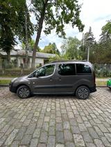 Peugeot Partner Tepee 2015 120ps blue hdi ... - Peugeot Partner Tepee aus 2015