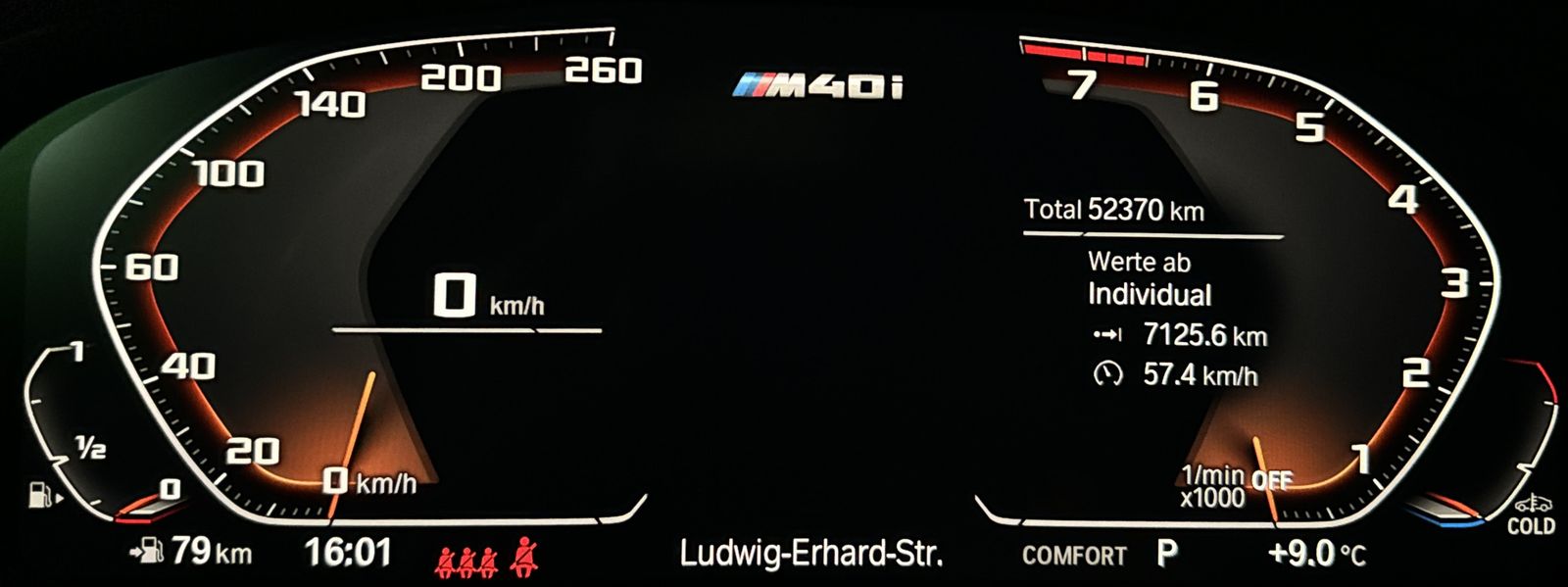 Fahrzeugabbildung BMW X3 M40i Kamera HUD DAB DisplKey Komfort 21Zoll