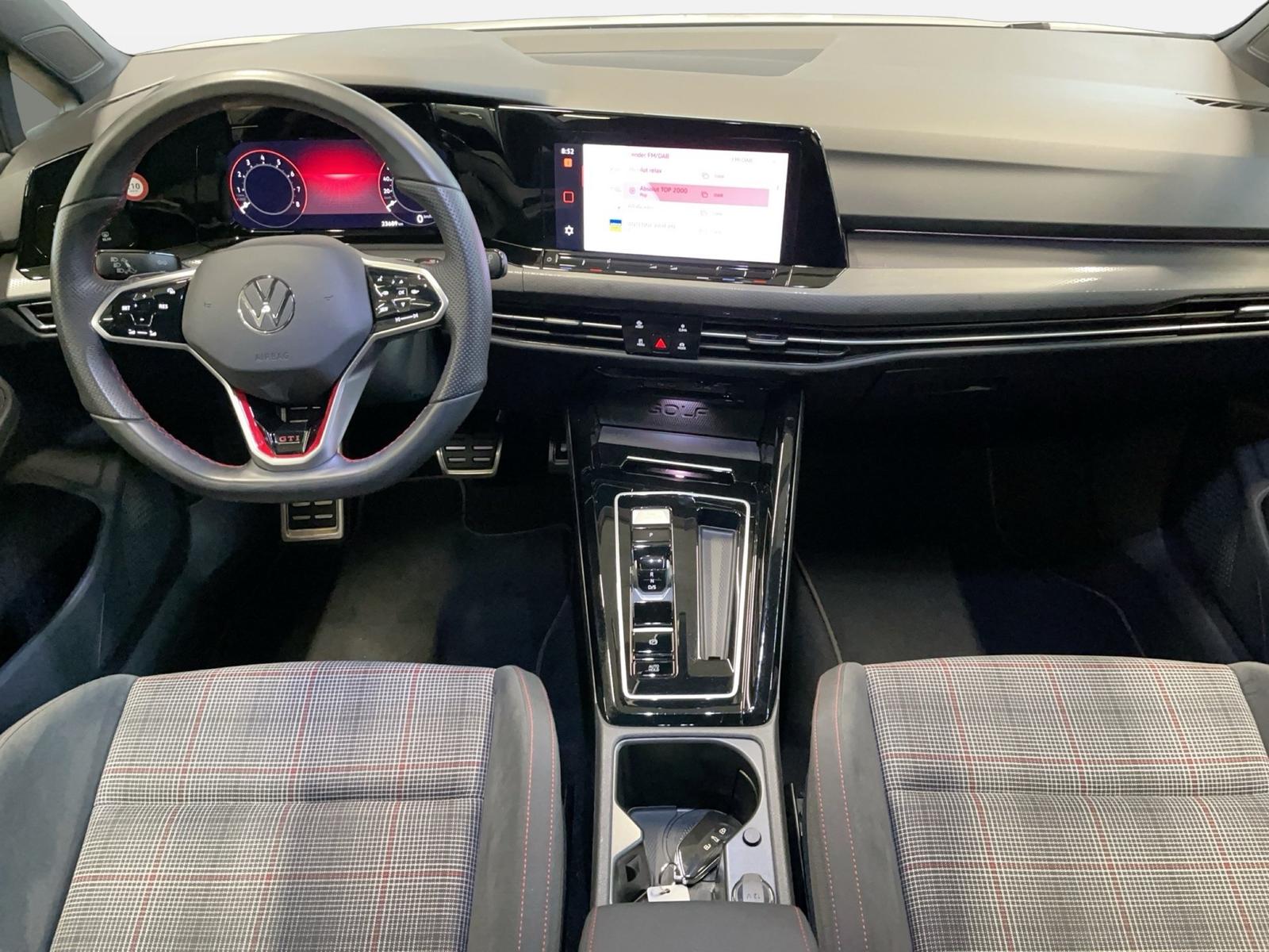 Volkswagen Golf VIII GTI 2.0 TSI DSG AUT LED LM PDC SportS., миниатюра 10