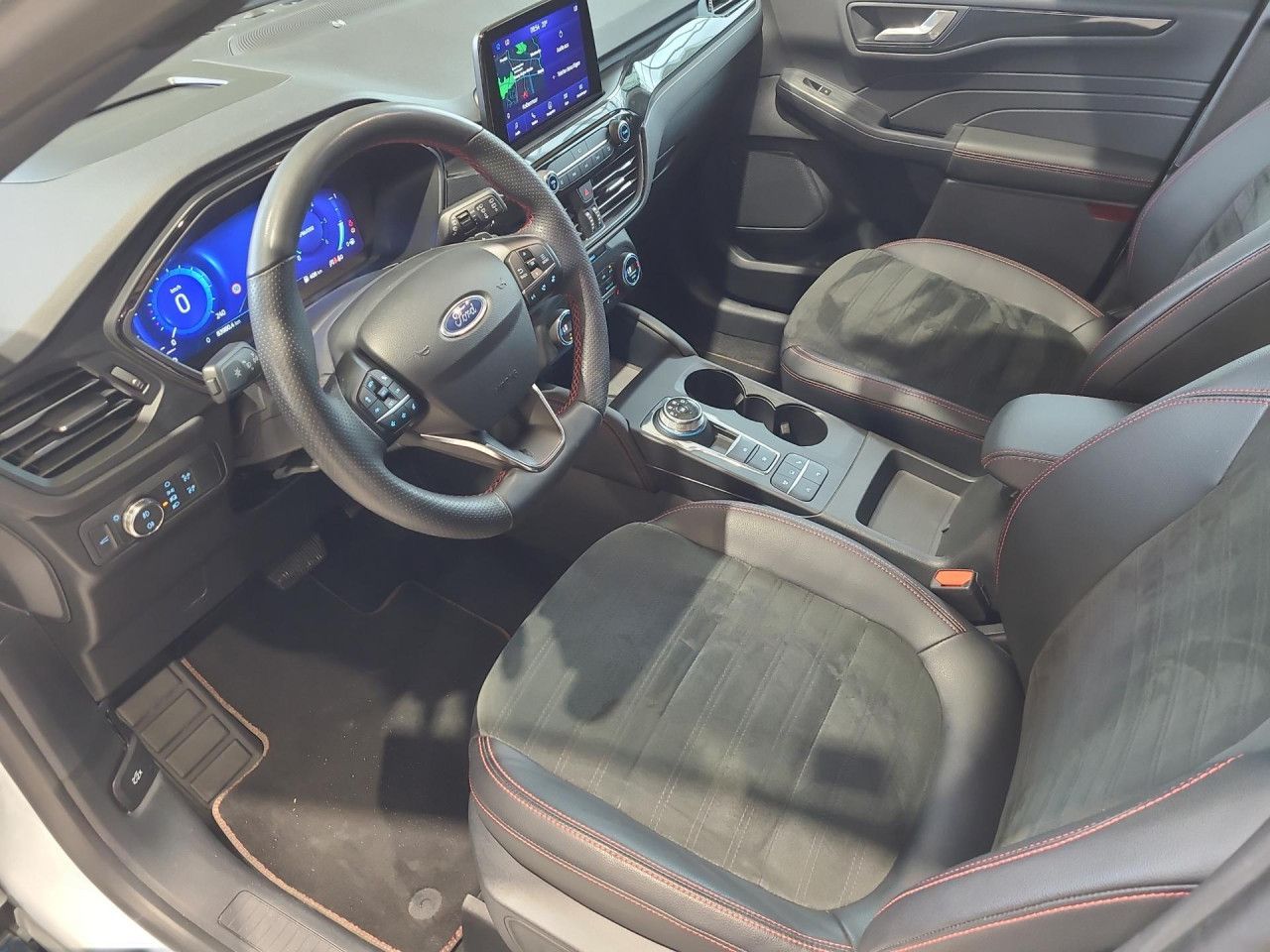 Ford Kuga ST-Line X Automatik Allrad Sportpaket Navi foto 8