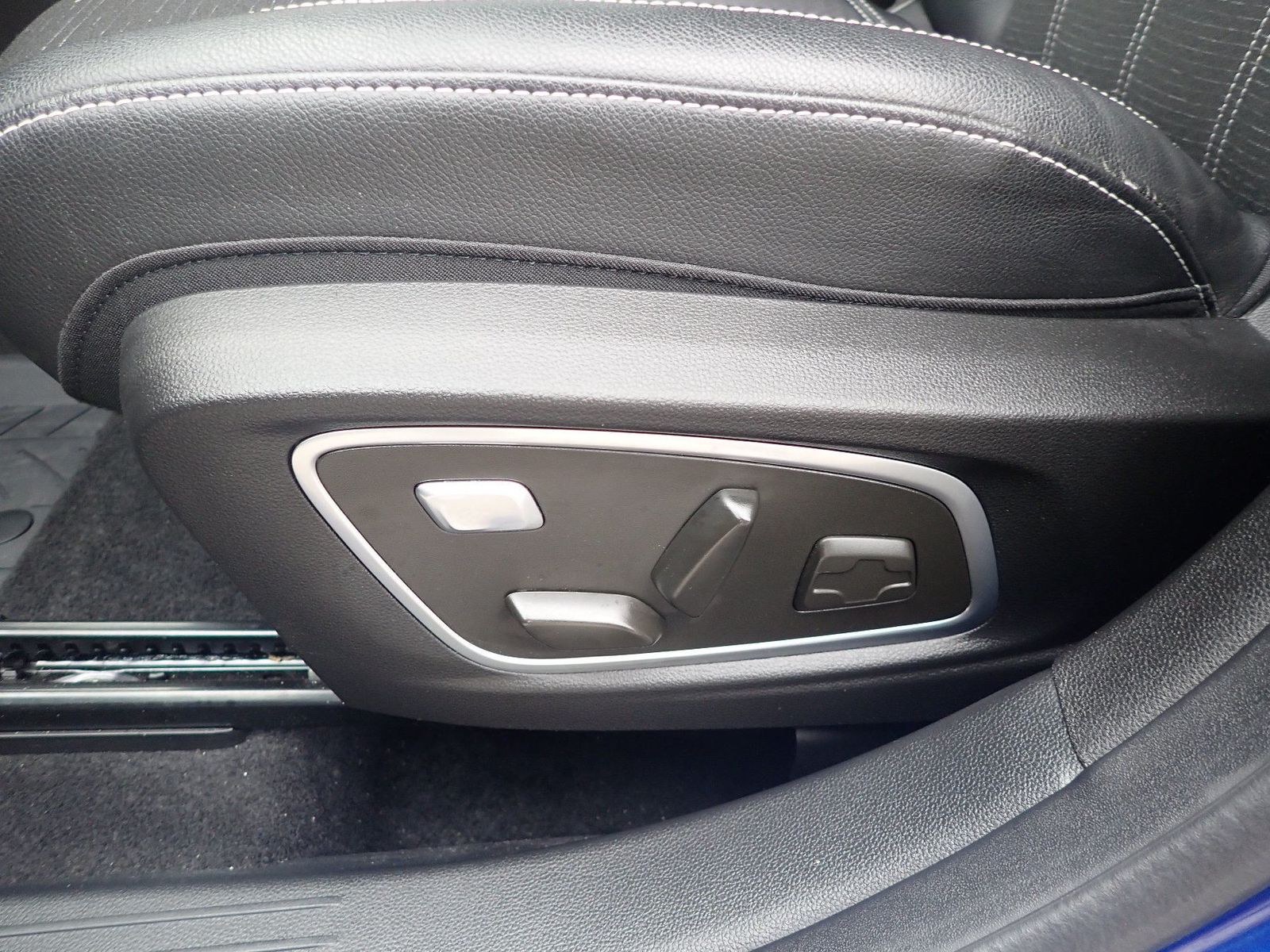 Fahrzeugabbildung Renault Austral Techno 160 AT Mild Hybrid