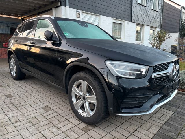 Mercedes-Benz GLC 300. NETTO EXPORT 23.950. LEDER. AMG