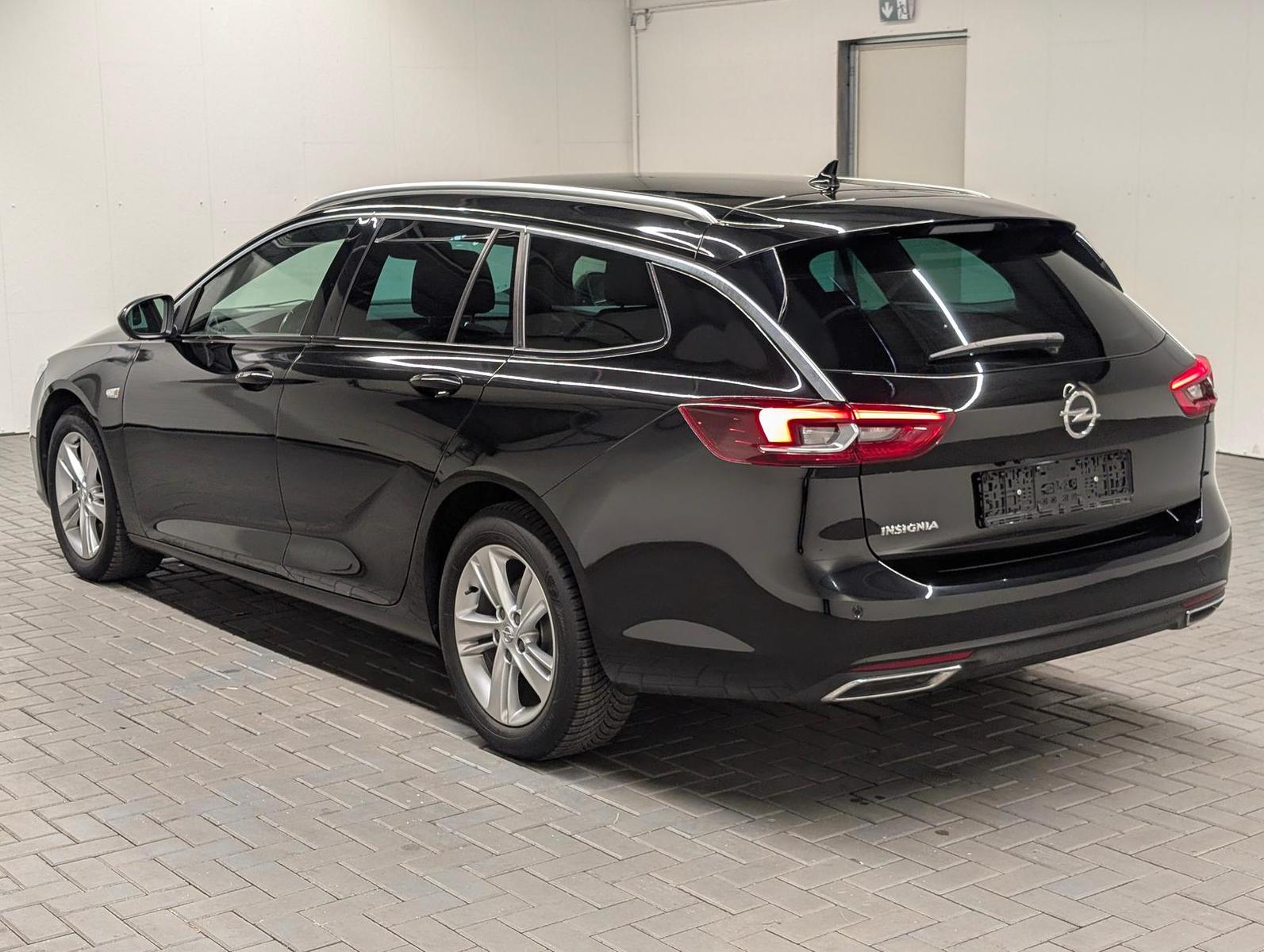 Opel Insignia ST Elegance IntelliLux/Nav/SHZ/Kam/17LM
