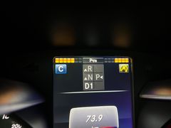 MERCEDES-BENZ GLC 250 4Matic / NUR 49.tKM / 2.HD / LED / MERCEDES-BENZ GLC 250 4Matic / NUR 49.tKM / 2.HD / LED /