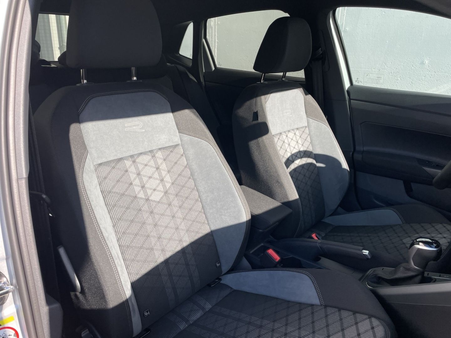 Polo 1.0 TSI DSG R-Line Kamera/Navi/App-Connect/