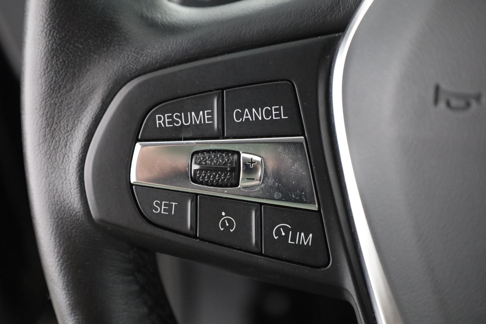 BMW 1 Series i Sportline LED Navi Teilleder AHK DAB PDC, миниатюра 15