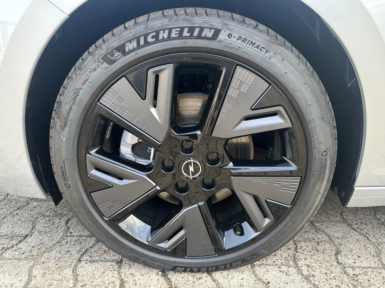 Opel Astra ST Electric GS +Matrix+PANO+11KW+360KAMERA
