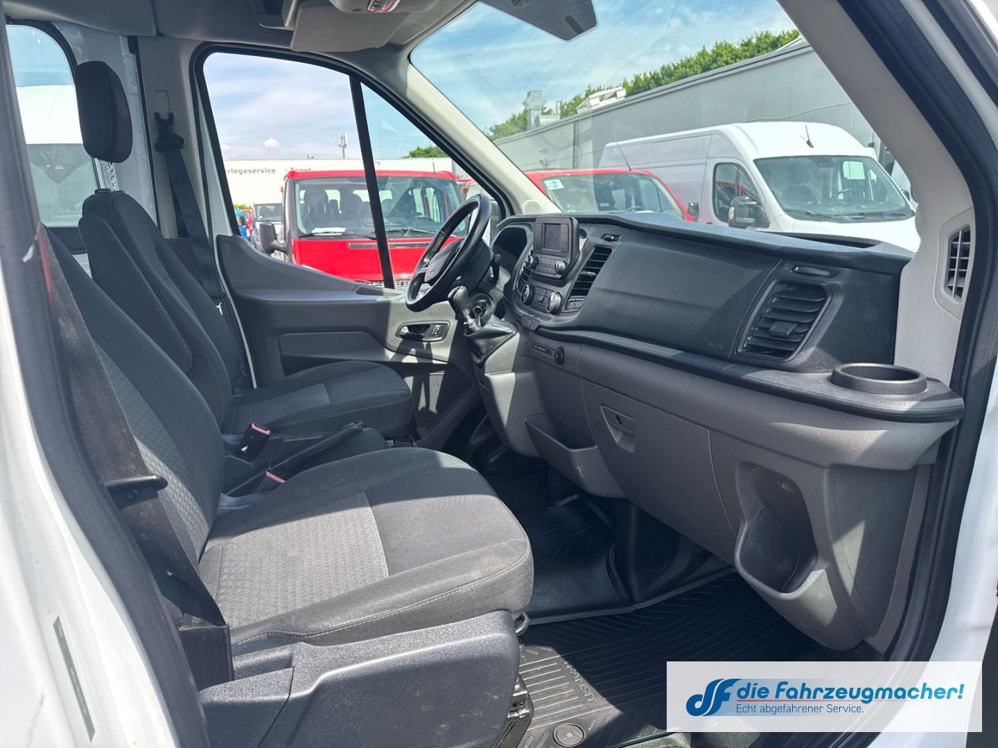 Fahrzeugabbildung Ford Transit Kasten 350 L3 Trend 2.0 MIXTO AHK CarPla