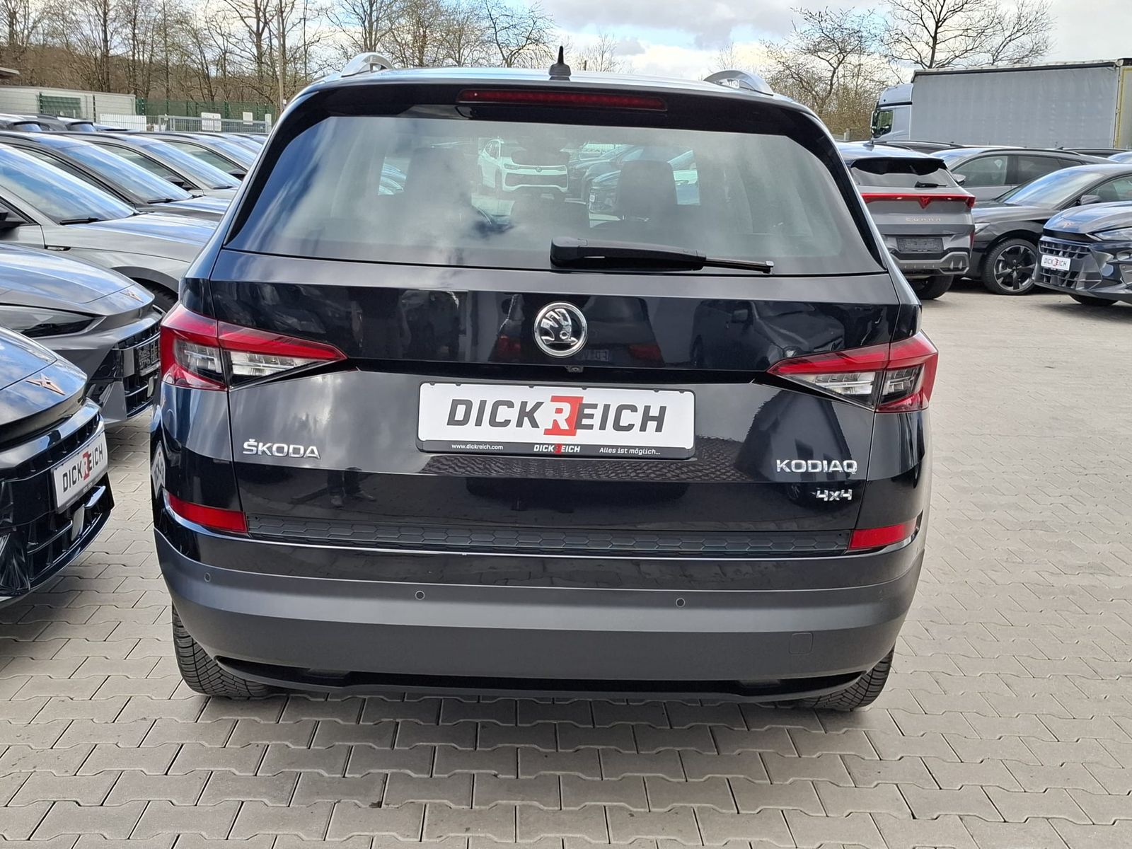 Fahrzeugabbildung SKODA Kodiaq 2.0 TDI 4x4 PANO*StandH*LEDER*CANTON*AHK