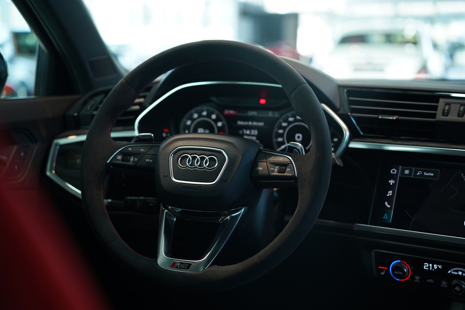 Audi Rsq3