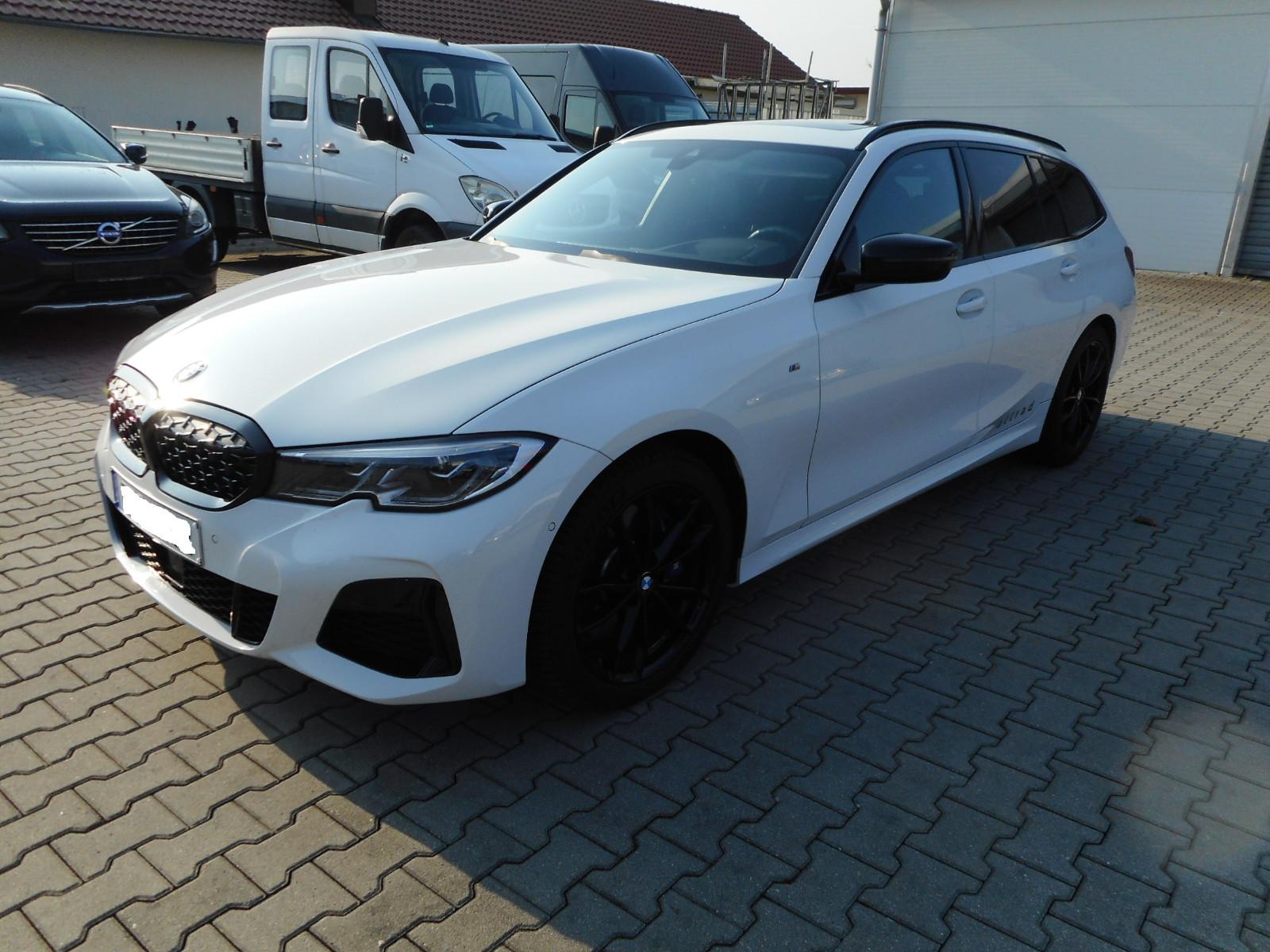 BMW M340i  xDrive HUD Pano LED 1. Hand