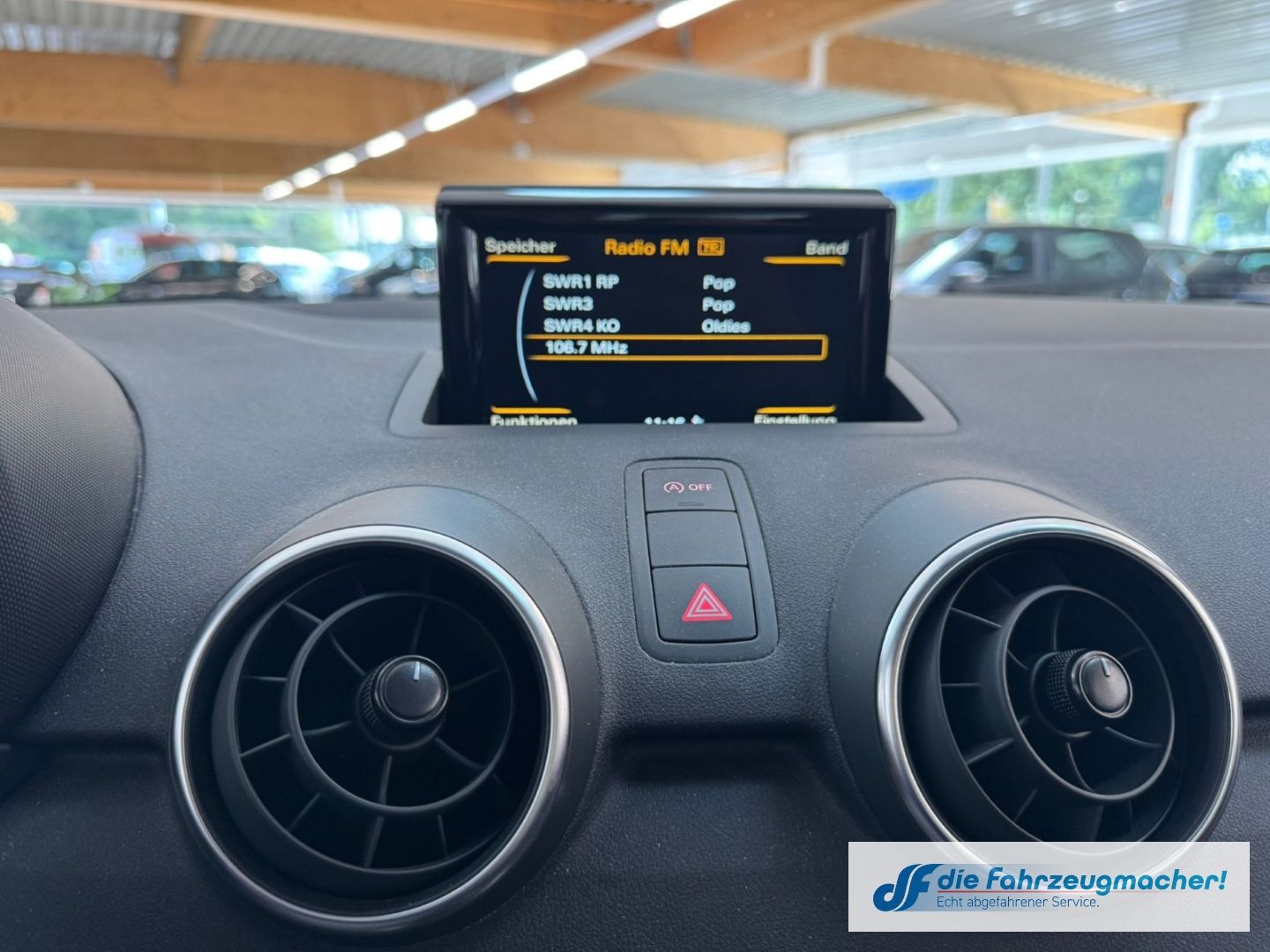 Fahrzeugabbildung Audi A1 Sportback 1.0 TFSI S line Navi Bi-Xenon Klima