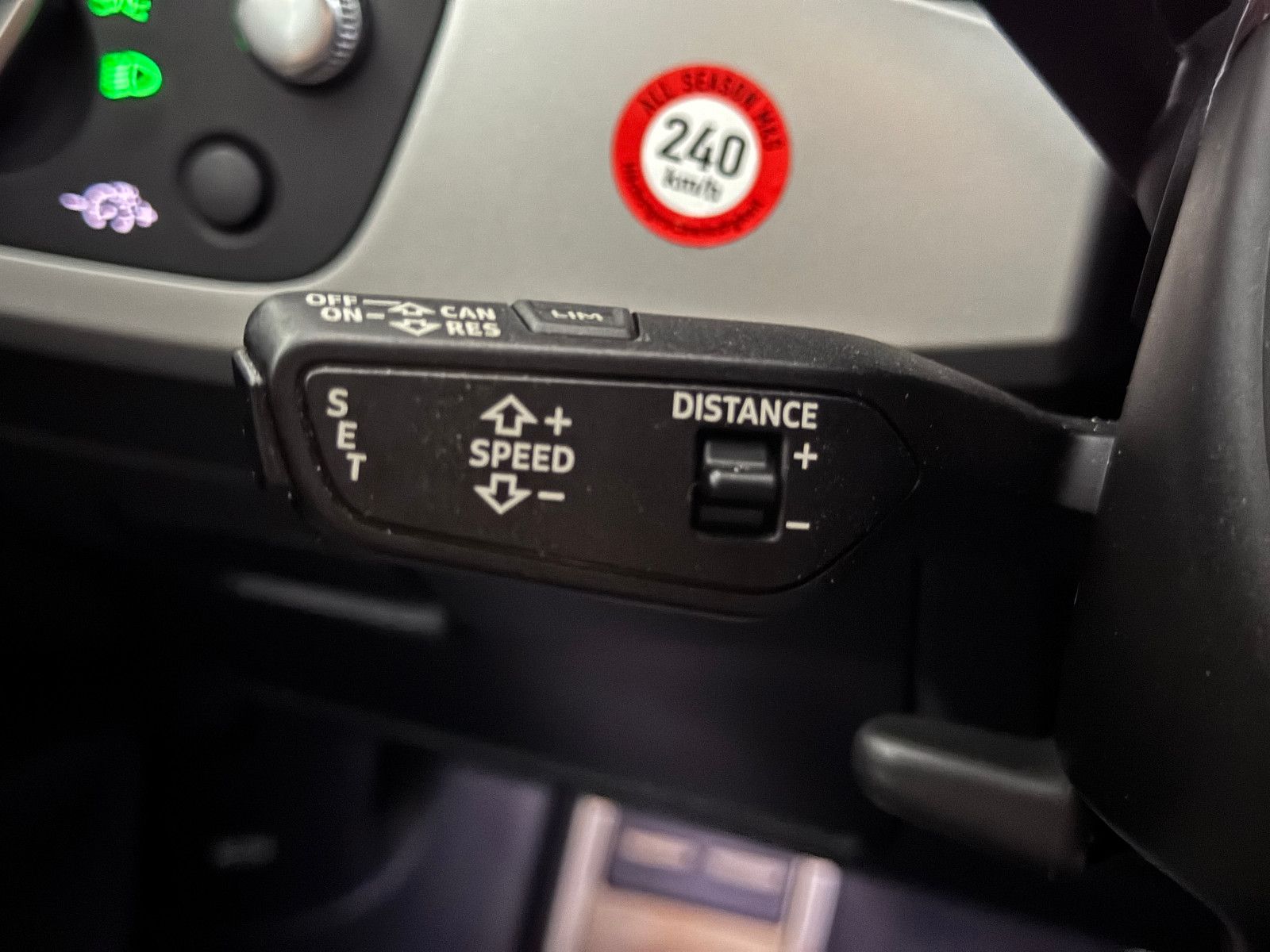 Fahrzeugabbildung Audi A5 SP S-TRONIC SONDERLACKIERUNG S-LINE MEGA VOLL