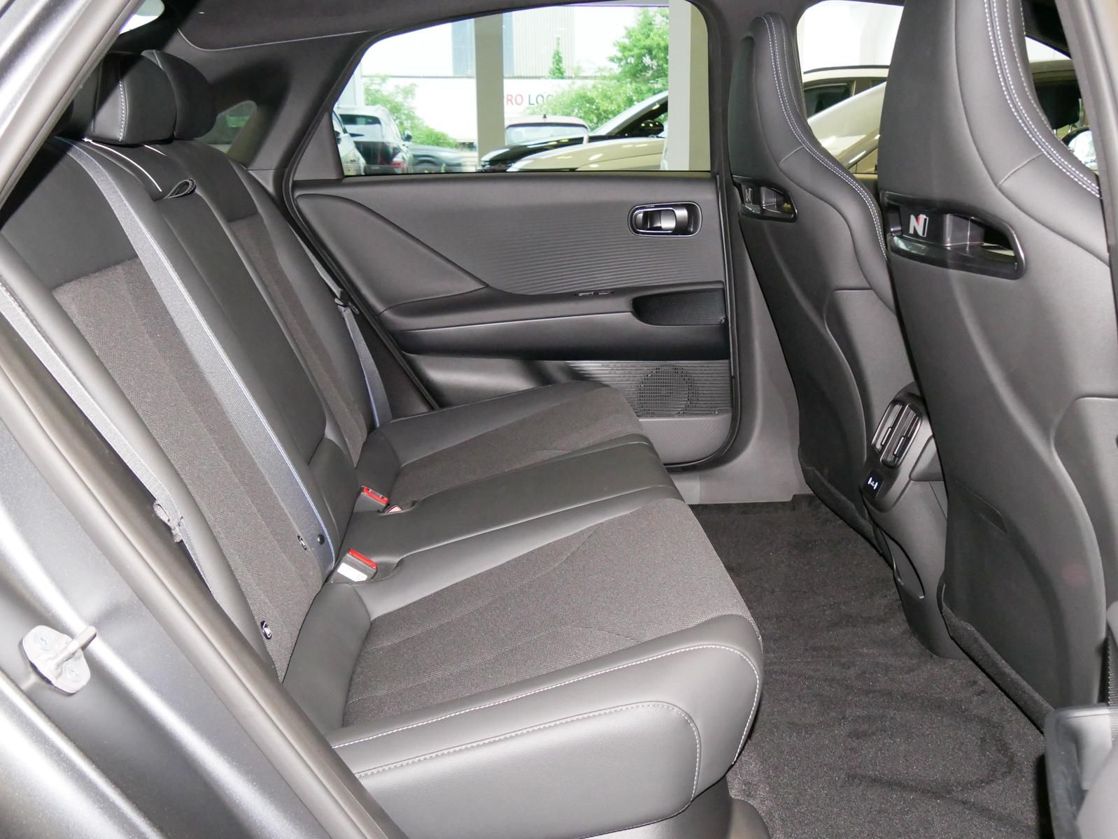 Hyundai IONIQ 6 - Bild 7
