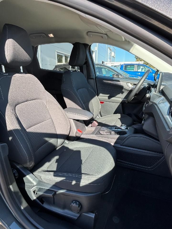 Fahrzeugabbildung Ford Kuga Titanium