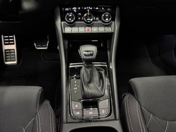Skoda Karoq Sportline 1.5 AHK*Pano*19 Zoll*Matrix