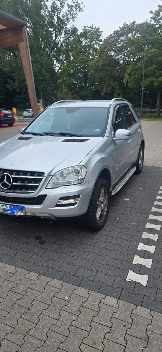 Mercedes-Benz ML 350 BlueTEC 4MATIC Grand Edition Grand Ed...