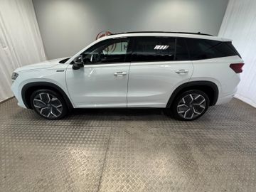 Fahrzeugverkauf 5 Skoda Kodiaq 2.0 TDI 4x4 Sportline Pano AHK 7-Sitze
