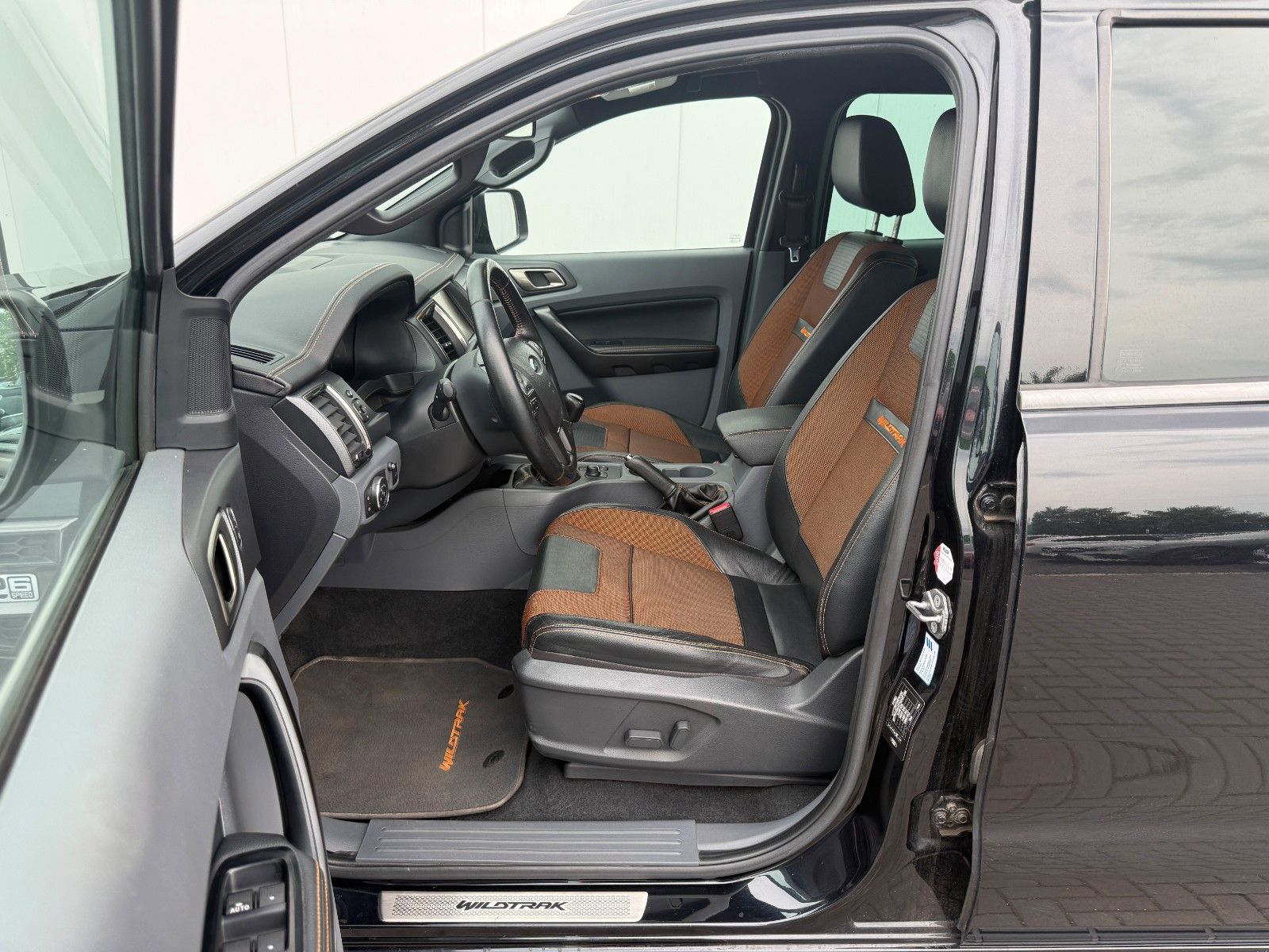 Ford Ranger Wildtrak DOKA 4x4 6-GANG SCHALTER TOP-ZUS foto 16