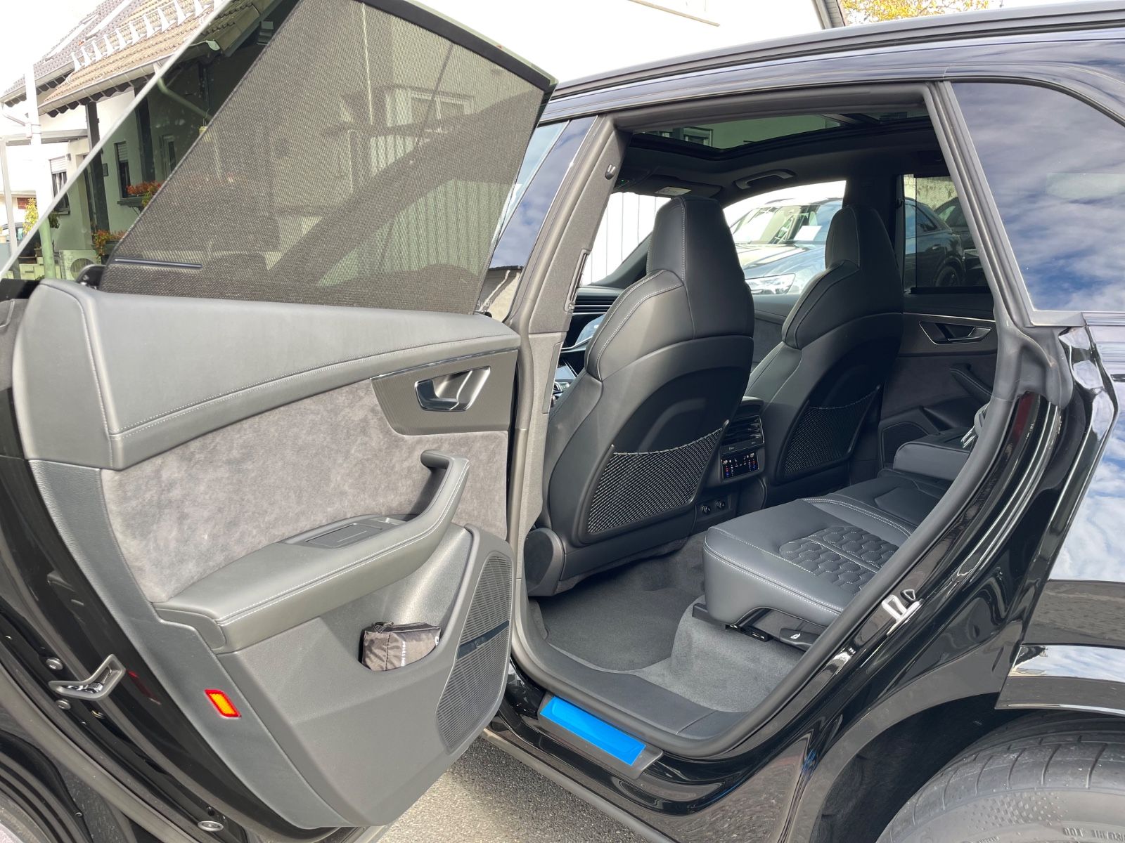 Fahrzeugabbildung Audi RSQ8 Performance Facelift |Keramik|305|Designpak