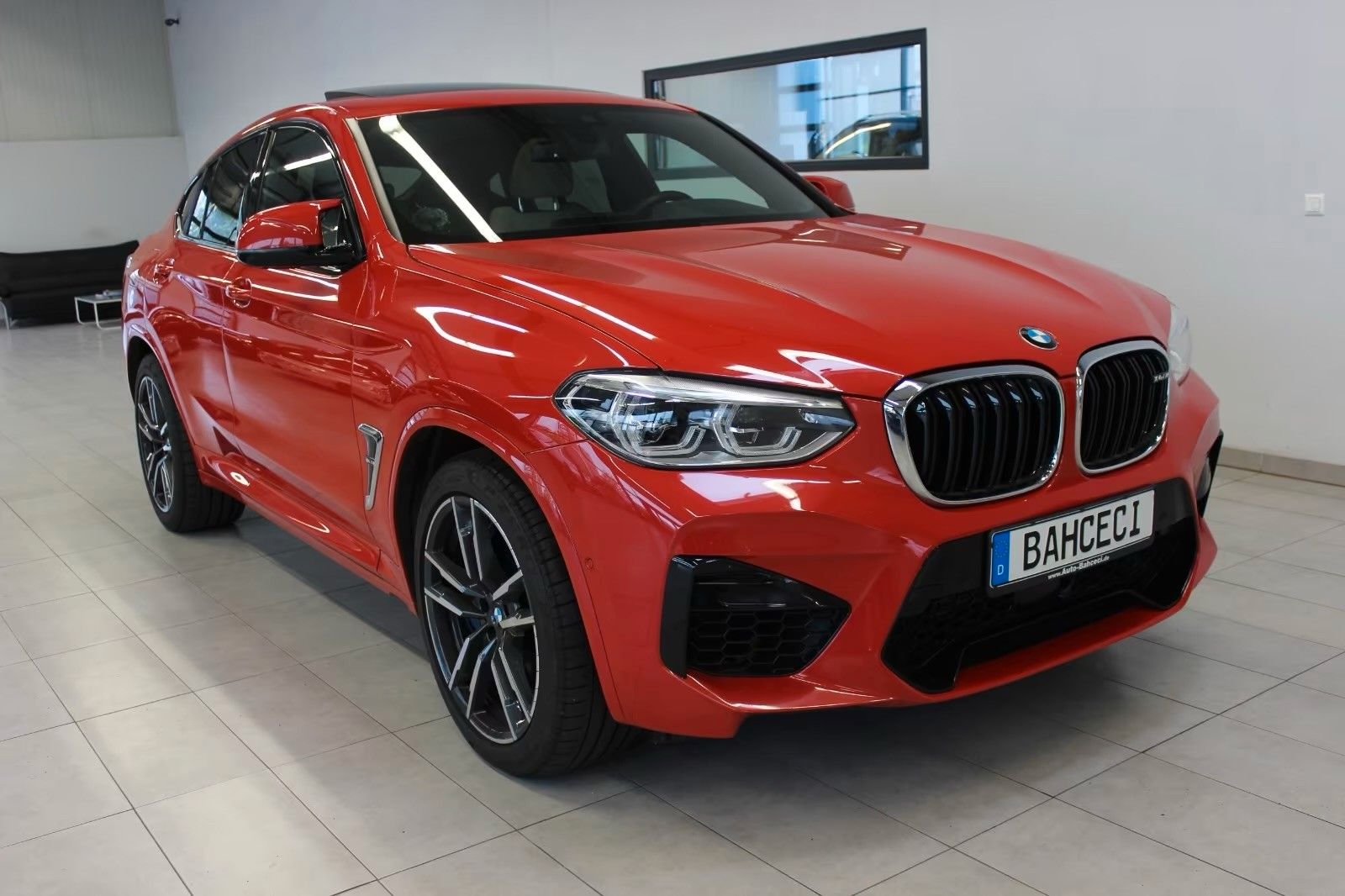 BMW X4 M Panorama*HUD*DrivingA+*ParkA*KEYL*NaviProf*