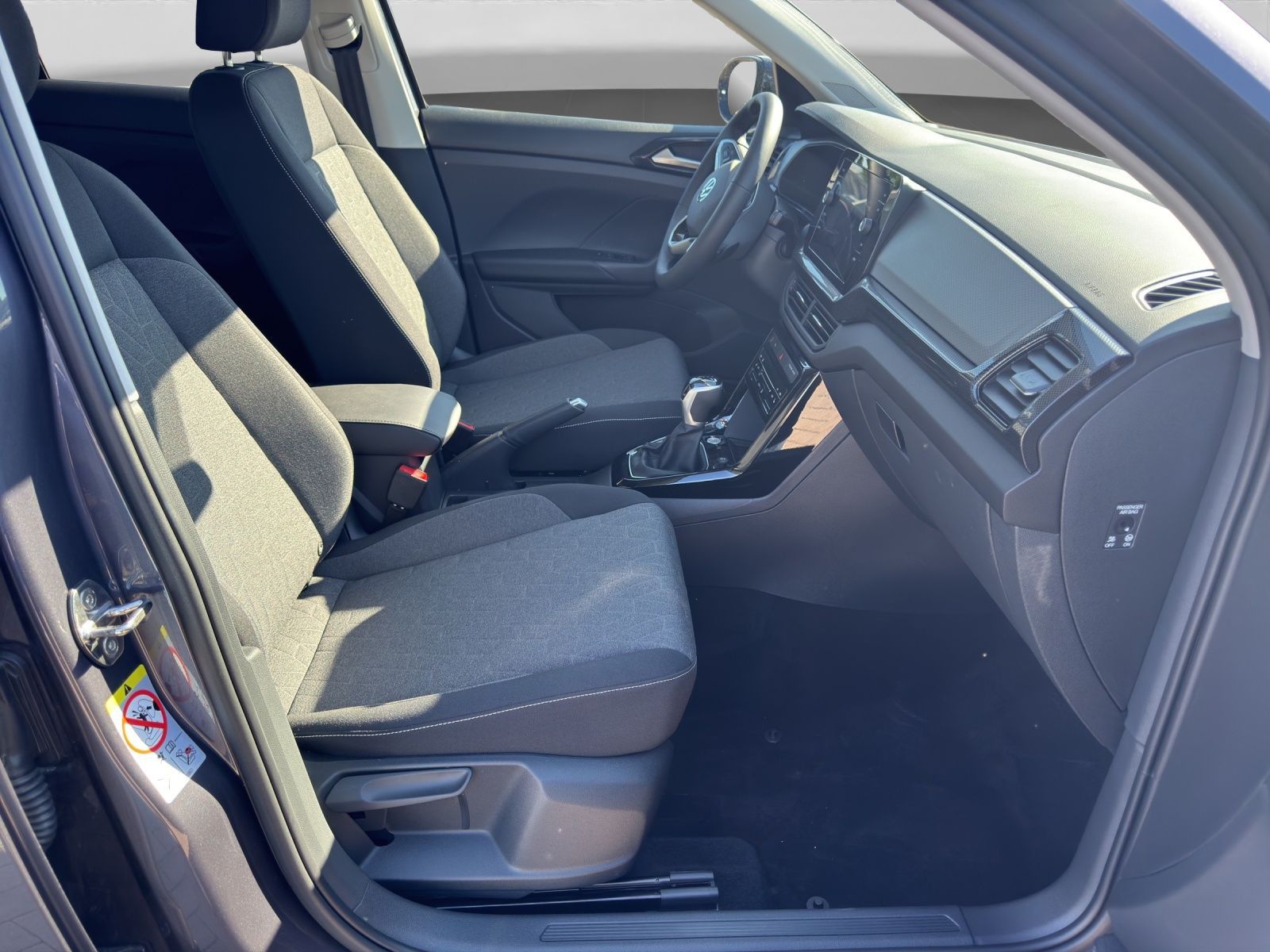 Volkswagen T-Cross 1.5 TSI DSG LIFE LM17 KAMERA ACC SITZHZ foto 4