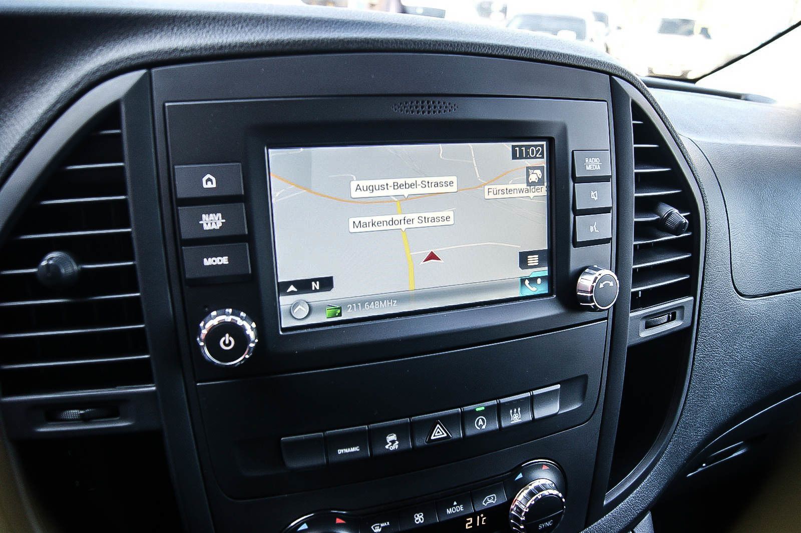 Fahrzeugabbildung Mercedes-Benz Vito Mixto 119 CDI 4x4 lang LED NAVI STANDHZG