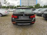 BMW 320d Touring Aut. Luxury ~ Navi ~ Leder ~ Xenon - BMW 320 aus 2012: 320d