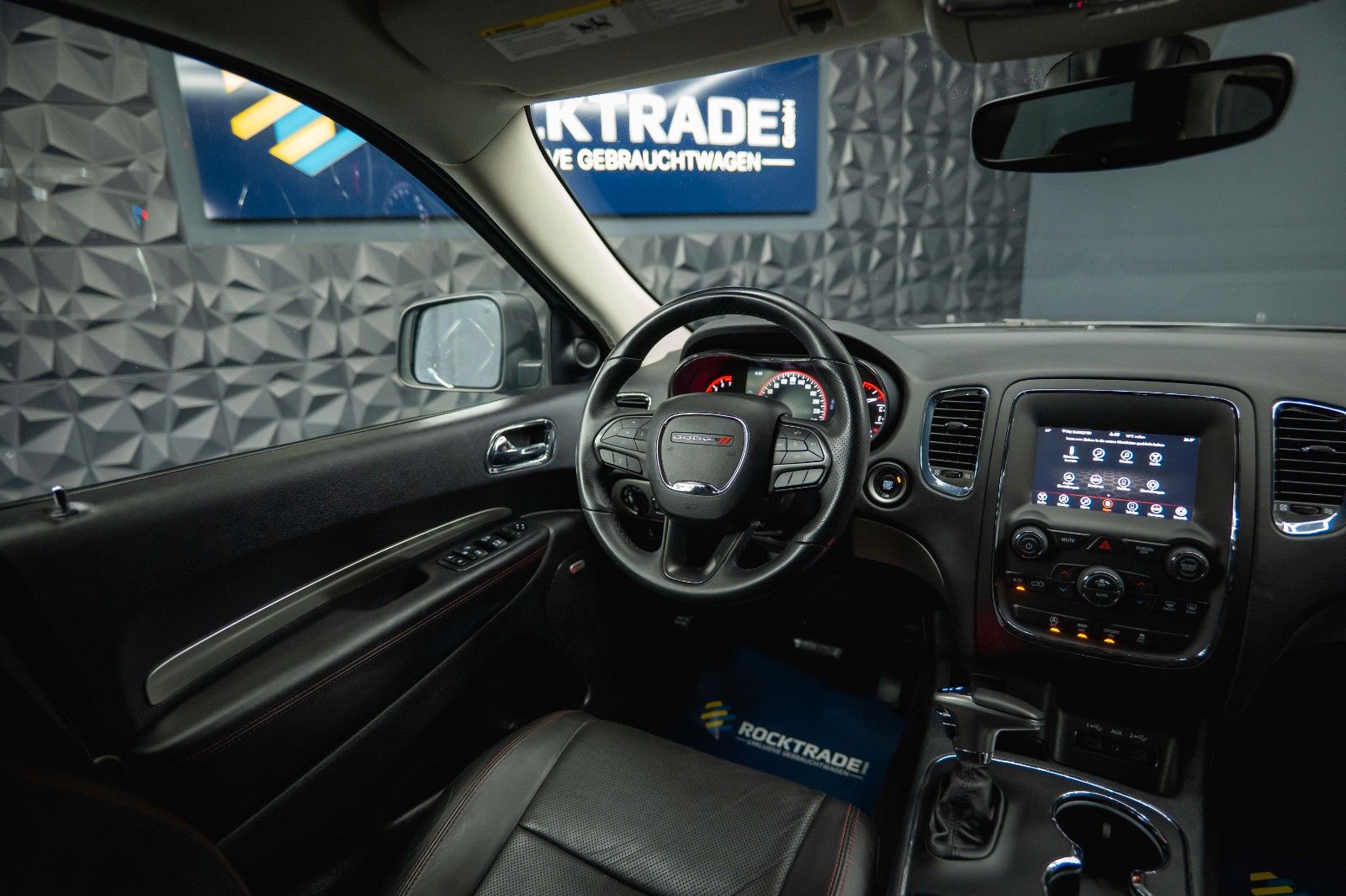 Fahrzeugabbildung Dodge Durango 3.6 V6 R/T 4x4 Night-Paket SRT Styling