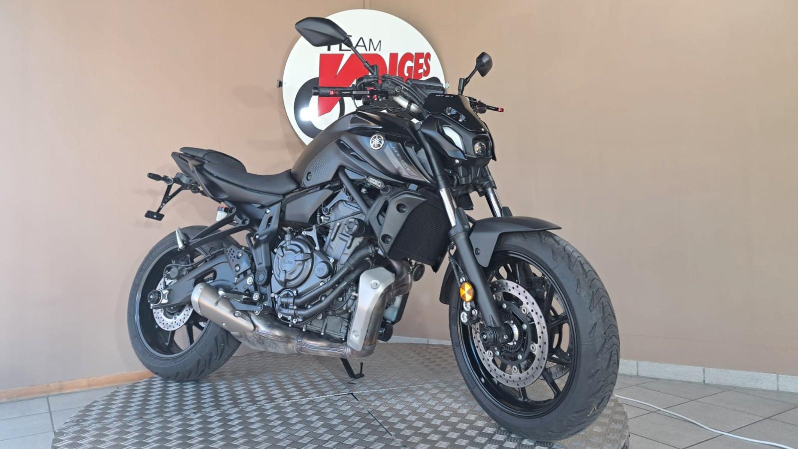 Yamaha MT-07 ABS / Inspektion Neu / 1.Hand / Zubehör