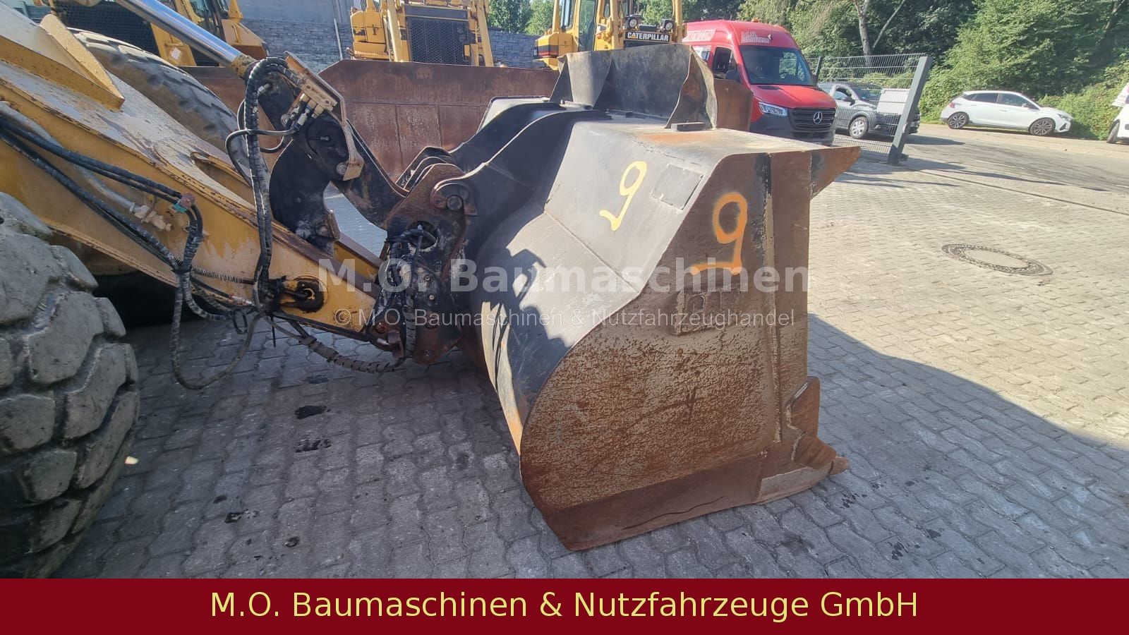 Fahrzeugabbildung CAT 930G / ZSA / SW / Kamera
