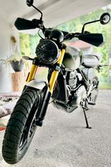 Triumph Scrambler 400X im Neuzustand wenig KM - TRIUMPH SCRAMBLER 400 X