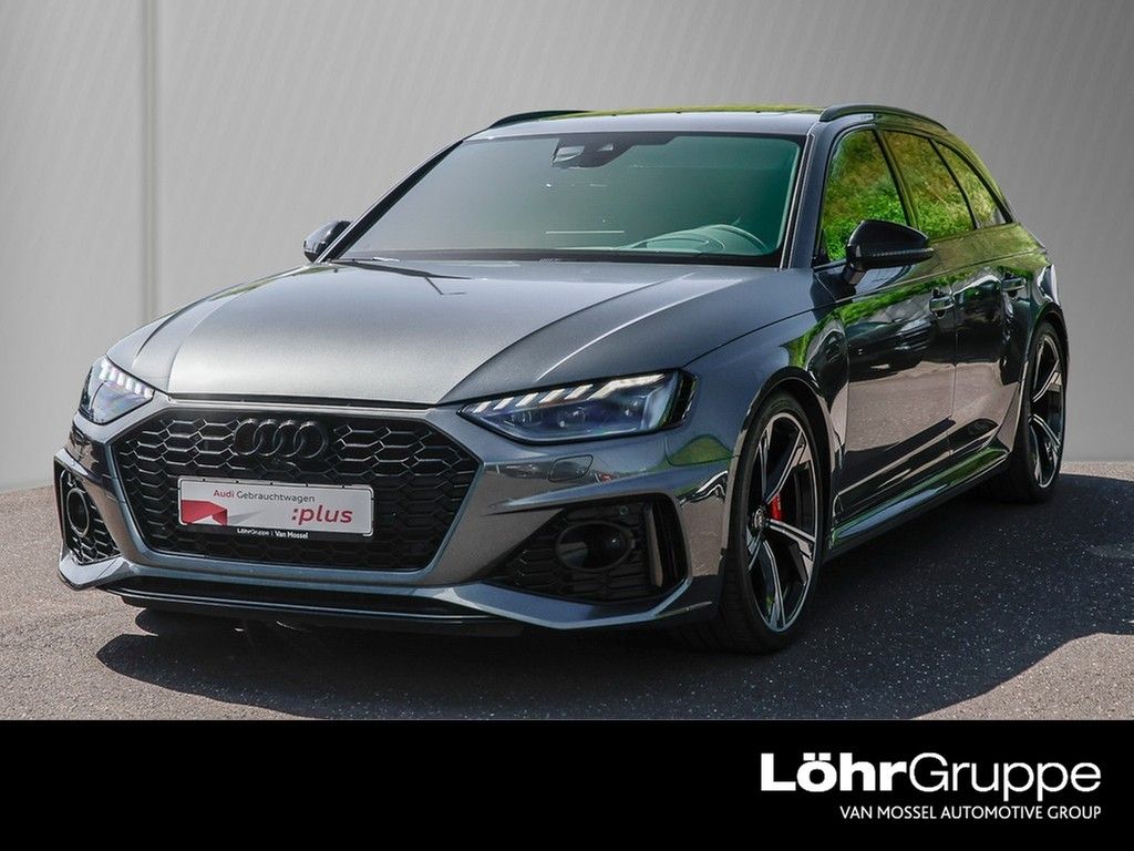 AUDI RS 4 Avant 2.9 TFSI Navi Matrix Panorama AHK B&amp;O