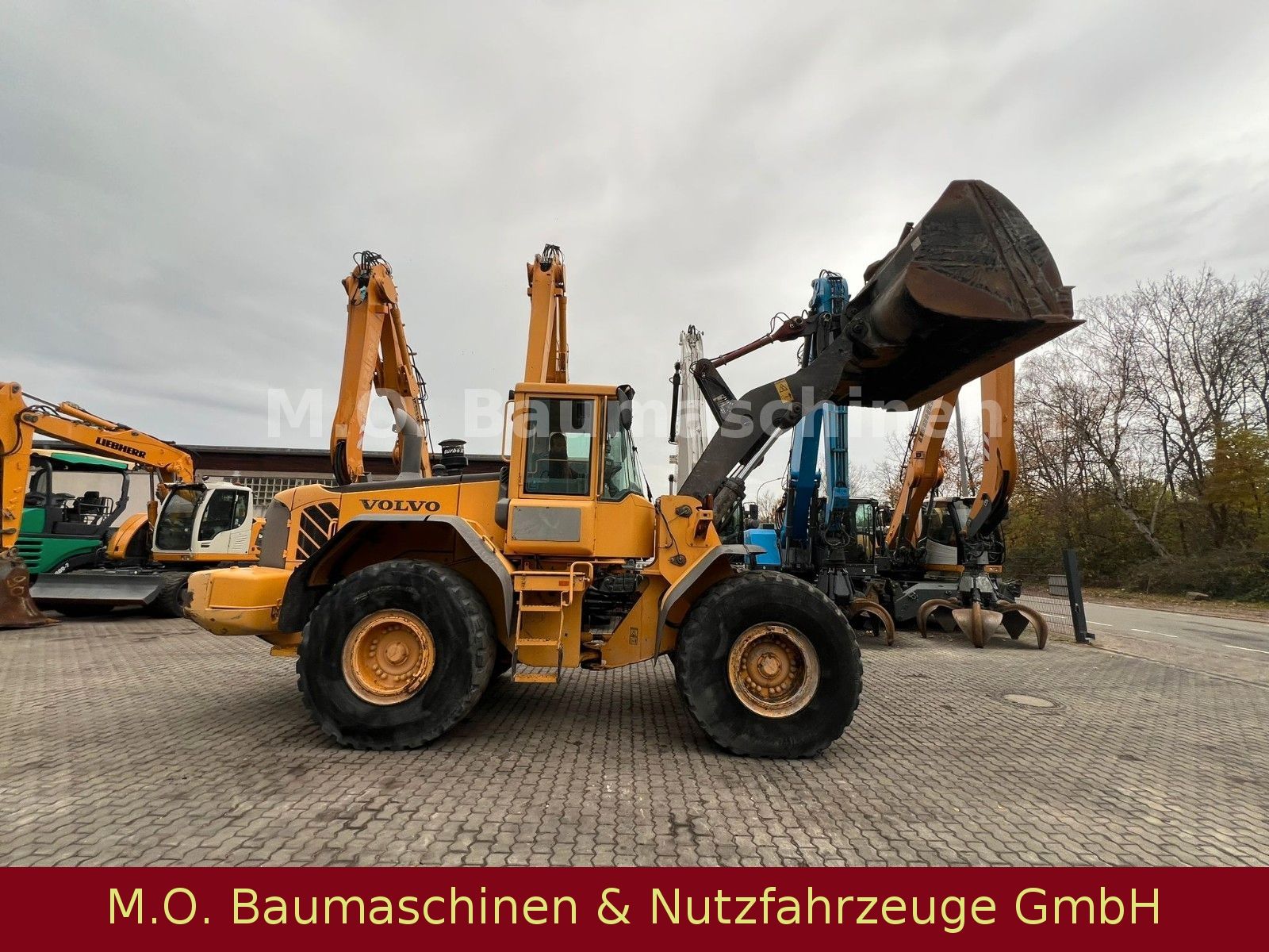 Fahrzeugabbildung Volvo L 120 E /BSS/Waage /AC / ZSA/