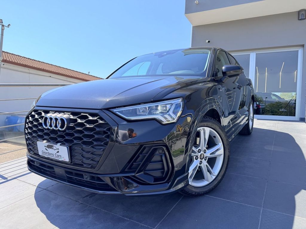 Image of Audi Q3