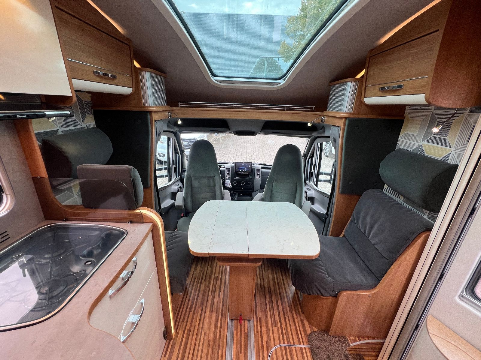 Fahrzeugabbildung Frankia T 6400 BD CompactClass MB Sprinter 316 CDI MAXI