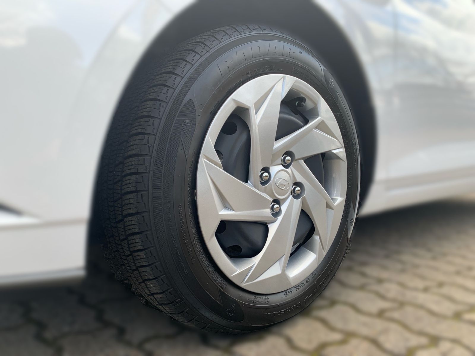 Fahrzeugabbildung Hyundai i20 1.2 Select Navi Kamera Funktionspaket