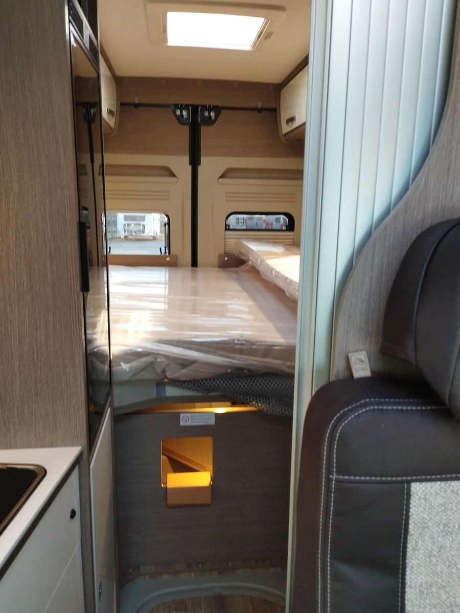 Fahrzeugabbildung Pössl Roadcruiser Revolution Citroen Premium, 180 PS