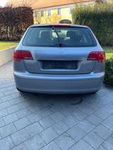 Audi A3 1.6 FSI Attraction Sportback Attraction - Audi A3: Sportback Fsi